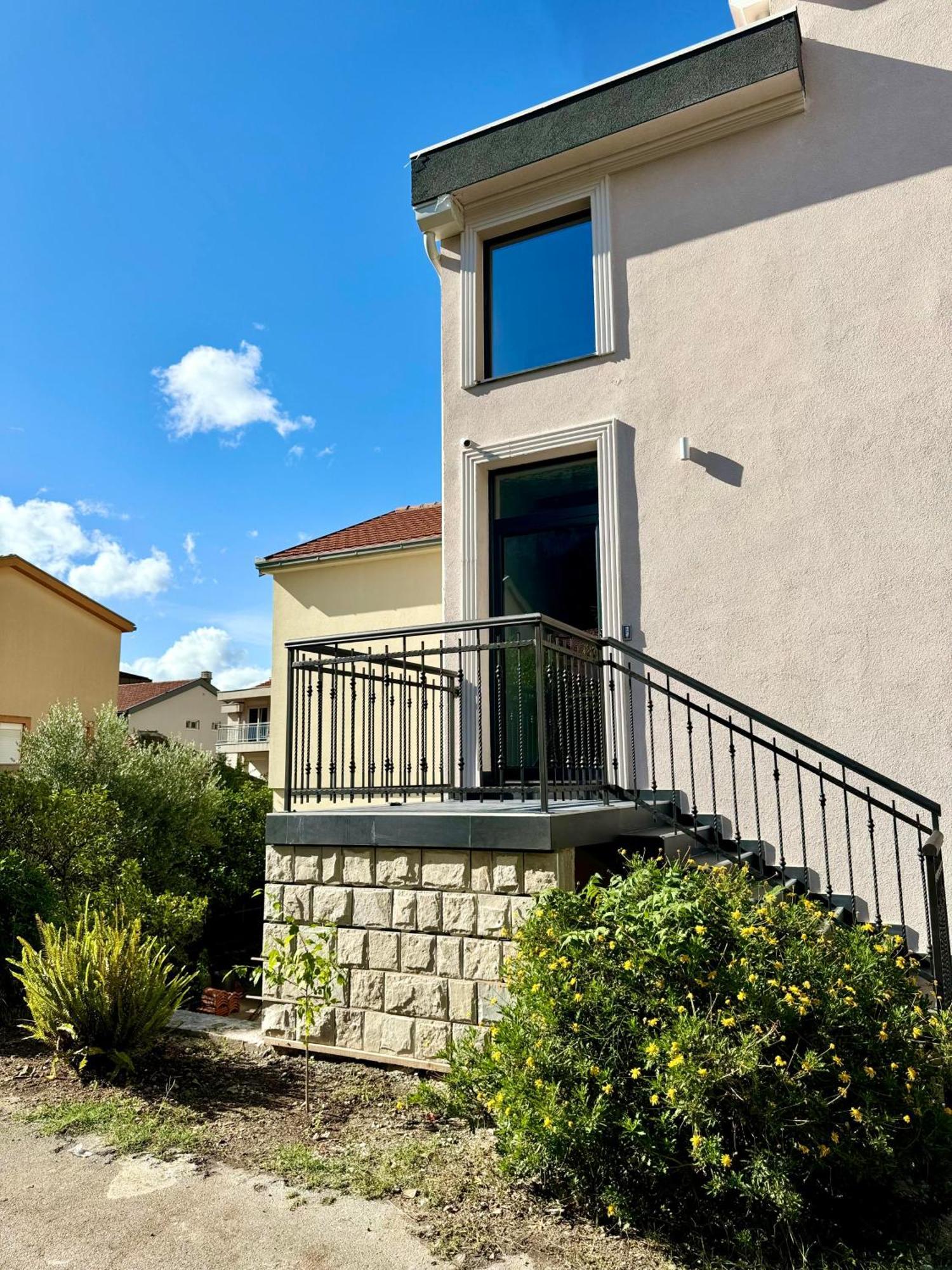 Harmony Garden * Cattaro